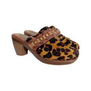 Nurture Dory Leopard Calf Hair Leather Trim Studded 9M Slide In Mule Clogs.